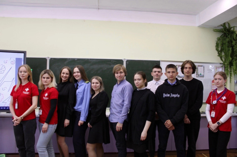 Дети на защите взрослых.